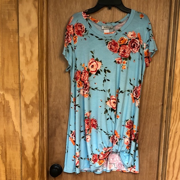 Adara Tops - Floral top
